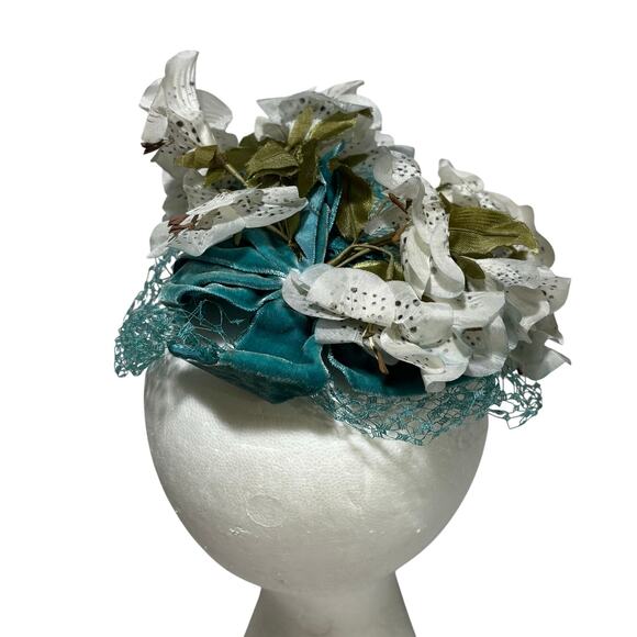 Evelyn Varon Exclusive vintage blue mesh velvet & white floral fascinator hat OS - Picture 3 of 7